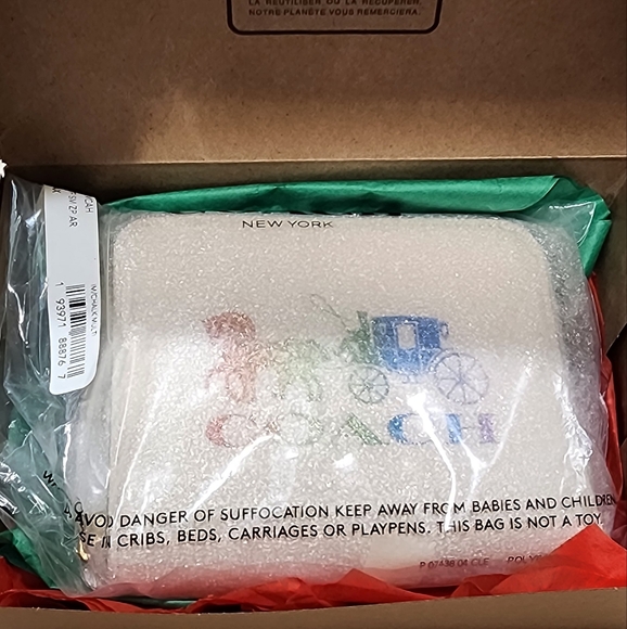 ❣🌟COACH ZIP AROUND WALLET 🌟❣ - Picture 9 of 10